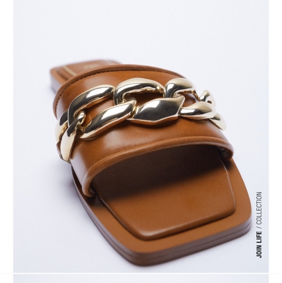 Zara* Flat Leather Sandal with Chunky Chain - Picture 3 of 6